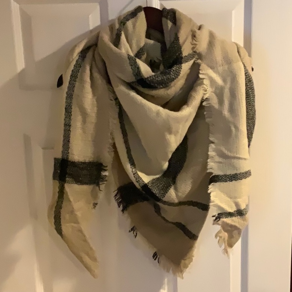 Blanket scarf